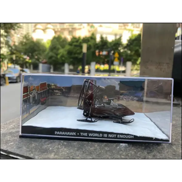 1:43 Alloy HOVERCRAFT Model from 007 Series - Image 7