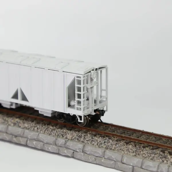 HO Scale 2-Bay Covered Hopper Car Model - Image 5