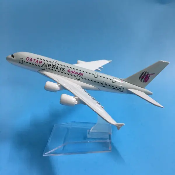 Airbus A380 Boeing 747 Diecast Model 1:400 - Image 27
