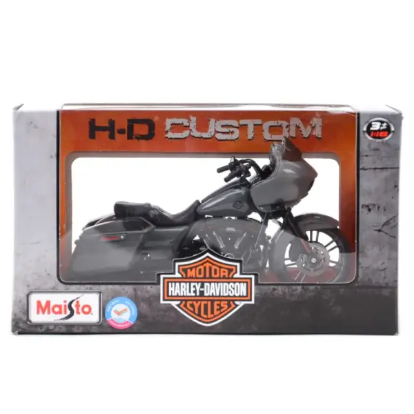 Maisto 1:18 Harley Davidson Fat Bob Model - Image 6