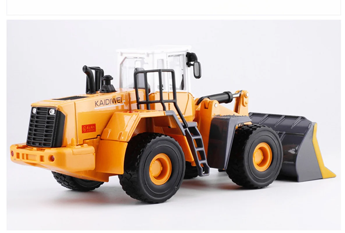 1:40 Scale Alloy Engineering Truck Model 5 1:40 Scale Alloy Engineering Truck Model - Image 5