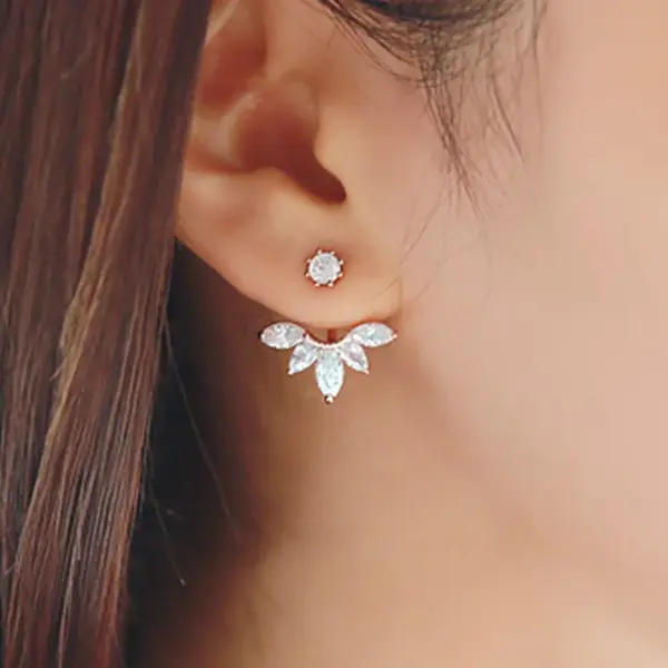 Crystal Flower Stud Earrings for Women - Image 11