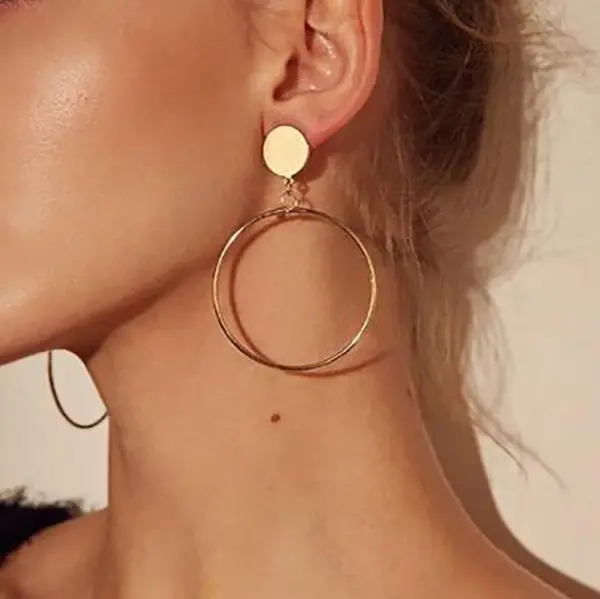 Korean Black Acrylic Drop Earrings for Elegance - Image 7