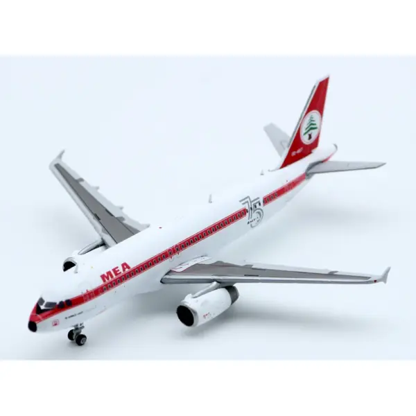 1:400 Scale Middle East Airlines Airbus A320 Diecast Model - Image 5