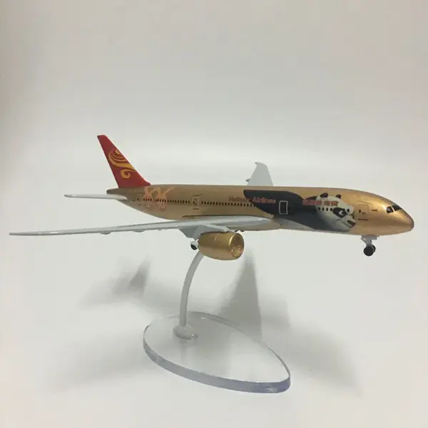 Hainan Airlines Boeing B787 Model Aircraft 1:400 - Image 6