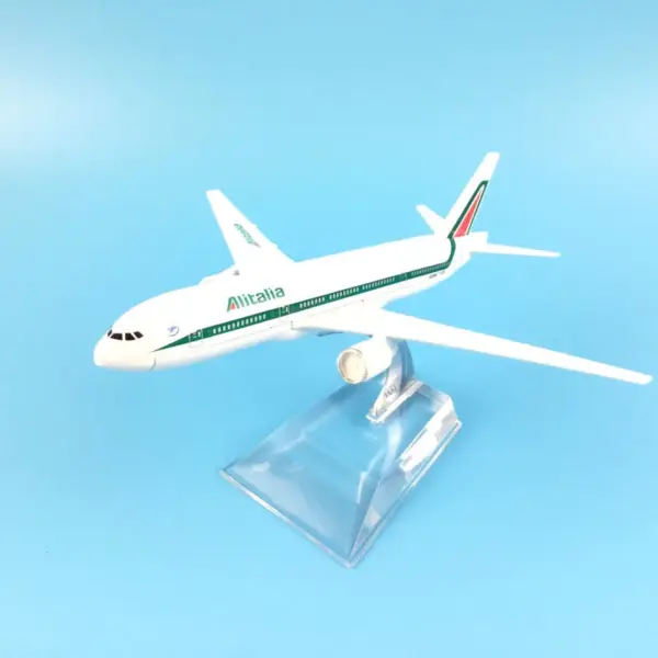 Alitalia Boeing 777 Diecast Model 1:400 Scale - Image 2
