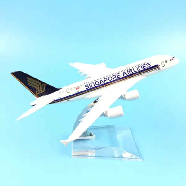 Singapore Airways A380 Model Aircraft 1:400 - Image 5