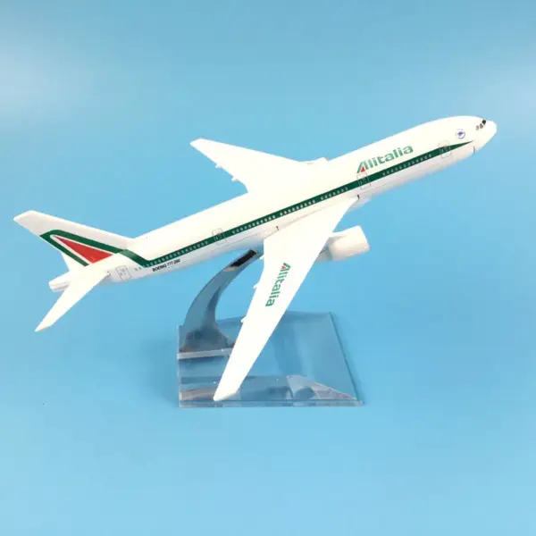 Alitalia Boeing 777 Diecast Model 1:400 Scale - Image 3