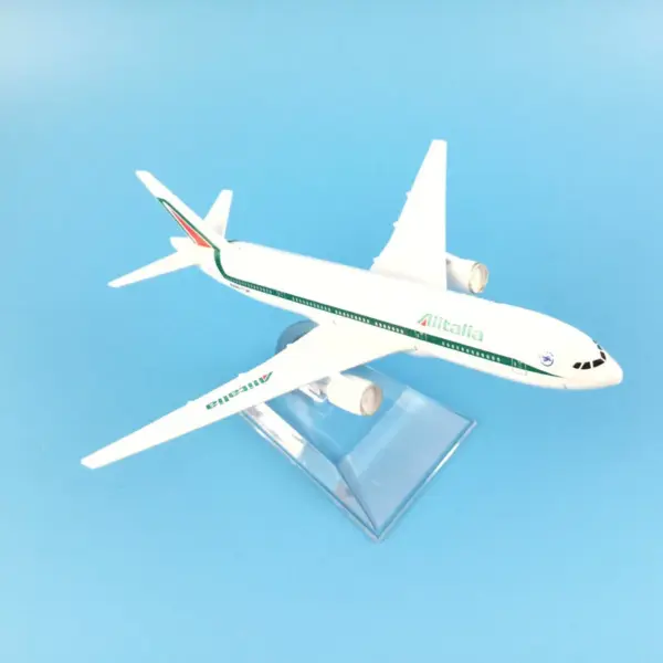 Alitalia Boeing 777 Diecast Model 1:400 Scale - Image 6