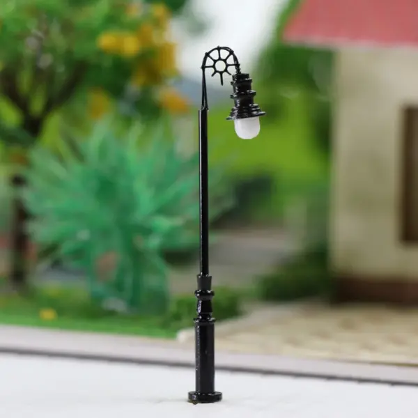 10pcs N Scale 1:160 Warm White Lamp Posts - Image 4