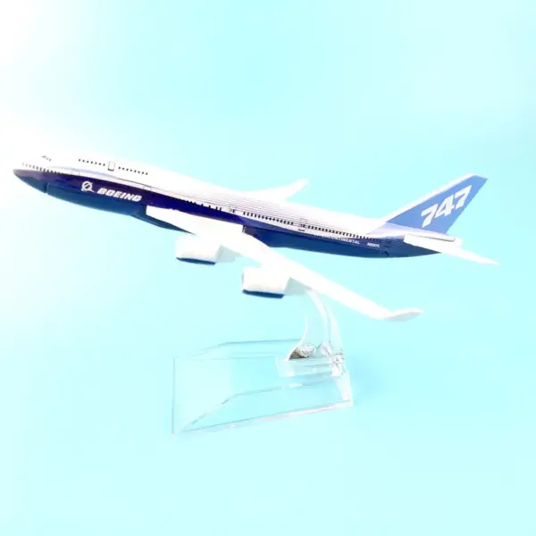 Airbus A380 Boeing 747 Diecast Model 1:400 - Image 17