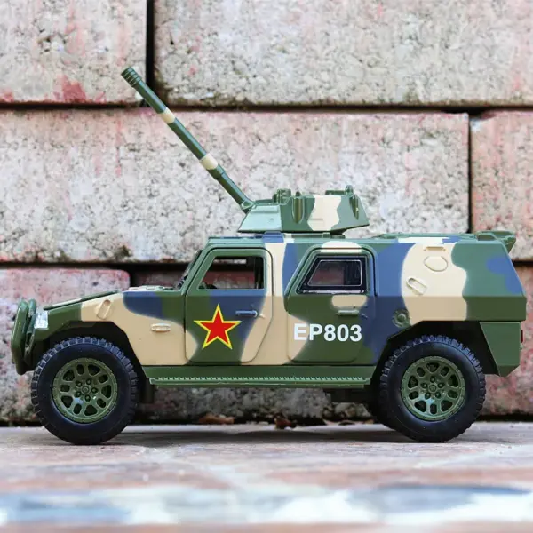 Dongfeng Warrior 1:32 Alloy Car Model - Image 2