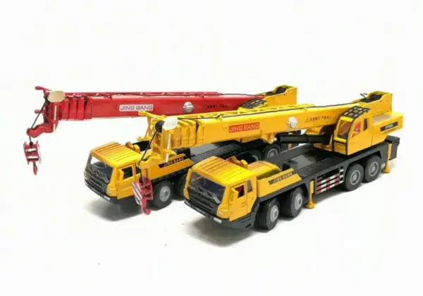 1:50 Scale Alloy Engineering Crane Model - Image 2