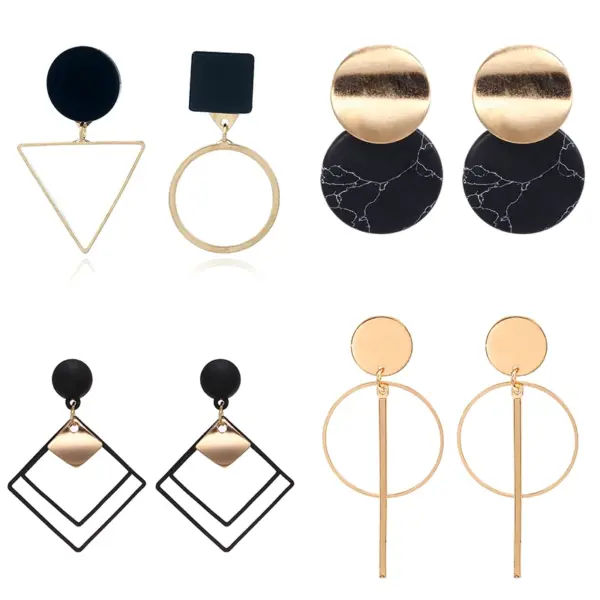 Korean Black Acrylic Drop Earrings for Elegance - Image 4