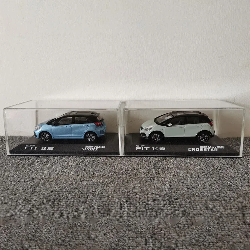 Diecast Alloy Honda FIT CROSSTAR Model 1:43 4 Diecast Alloy Honda FIT CROSSTAR Model 1:43 - Image 4