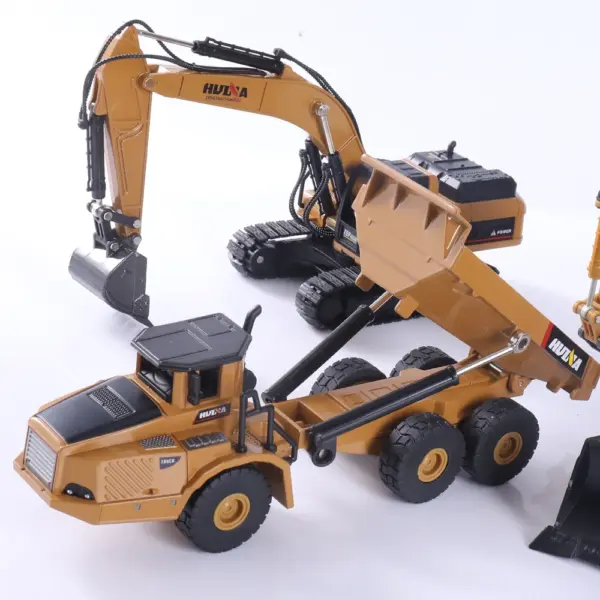 HUINA 1:50 Diecast Alloy Construction Vehicle Set - Image 4