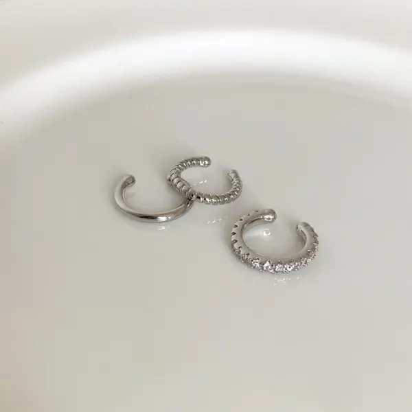 Minimalist Clip-On Crystal Earrings Set - Image 5