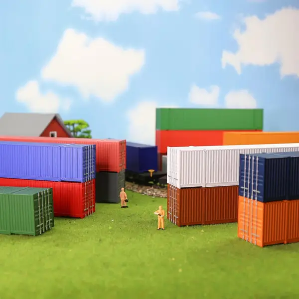 9pcs HO Scale 53ft Blank Shipping Containers - Image 6