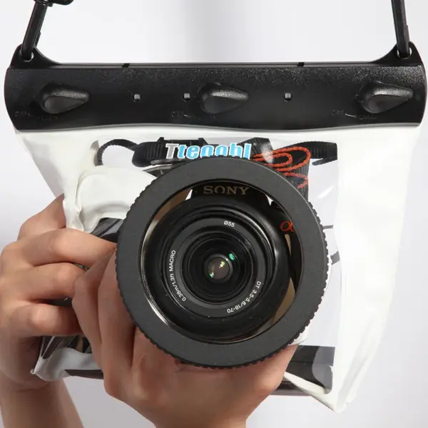 20m Underwater Housing for DSLR and SLR Cameras - Image 13