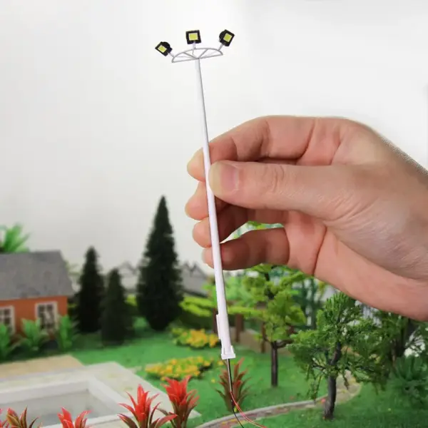 5pcs 3-LED 13cm Bright White HO Scale Lights - Image 5