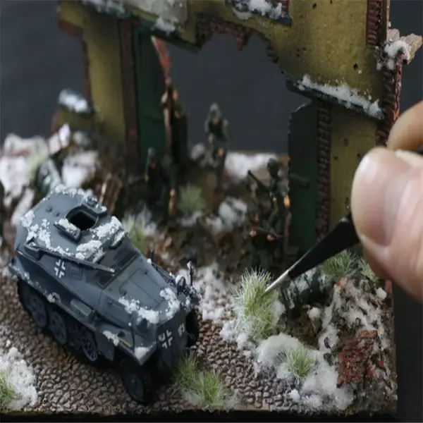 5mm Snow Grass Flock for HO Train Diorama - Image 6