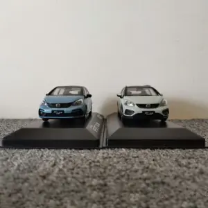 Diecast Alloy Honda FIT CROSSTAR Model 1:43 8 He1da6bca5b3746c898a0c2d0dc4b44e78