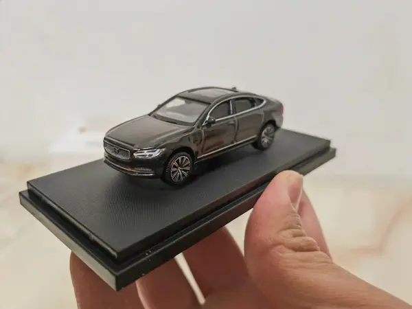 1:64 Scale Diecast XC90 S90 V90 Vehicle Model - Image 11