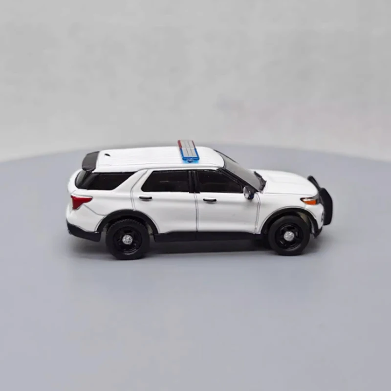 Diecast 1:64 Ford Explorer Police Model 2 Diecast 1:64 Ford Explorer Police Model - Image 2