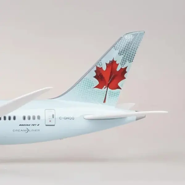 1:130 Scale Canada B787 Resin Aircraft Model for Adults - Image 4