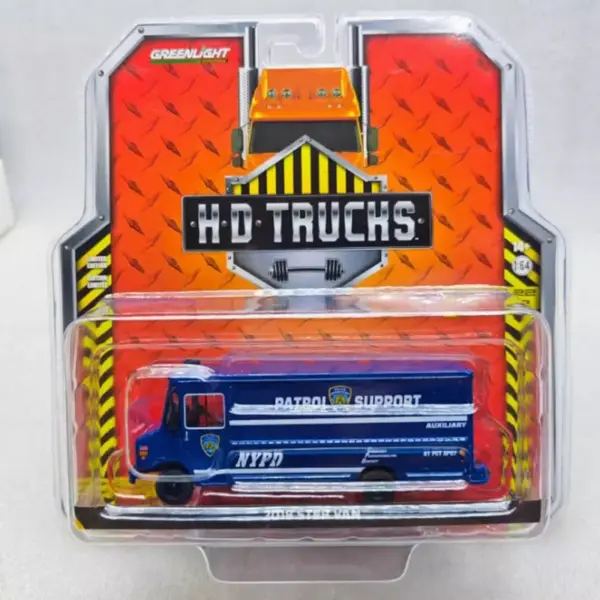 1:64 Scale 2019 Step Van Diecast Model - Image 4