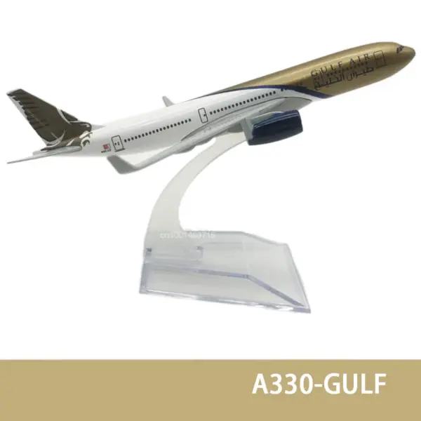 Diecast Airbus A320 Airplane Model 15CM - Image 18