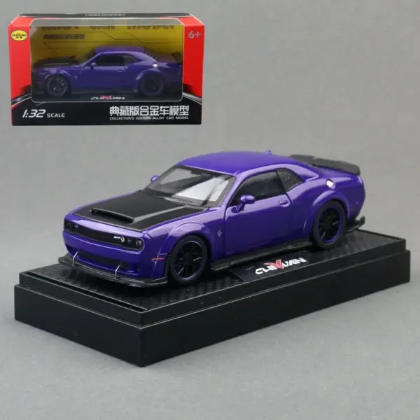 1:32 Dodge Challenger Hellcat Alloy Model Car - Image 11