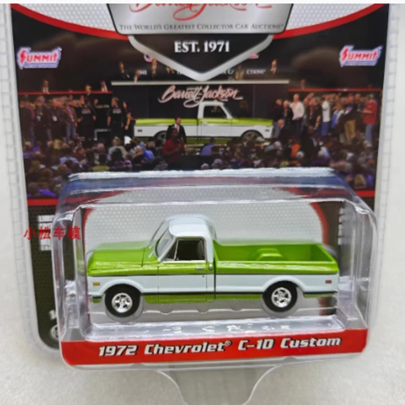 1972 Chevrolet C-10 Custom Diecast Model 1:64 3 1972 Chevrolet C-10 Custom Diecast Model 1:64 - Image 3