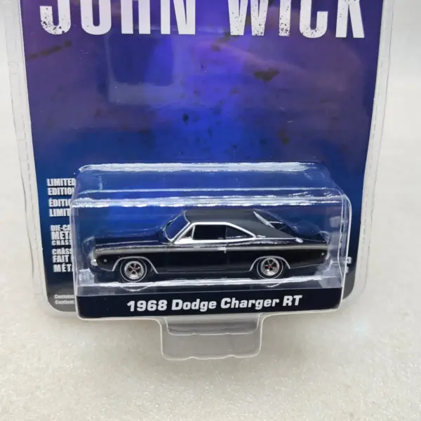 1:64 Dodge Warhorse R/T Diecast Model - Image 2