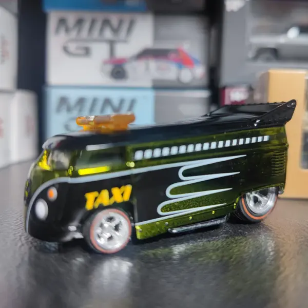 1:64 Scale Diecast Alloy Transit City Bus Model - Image 4