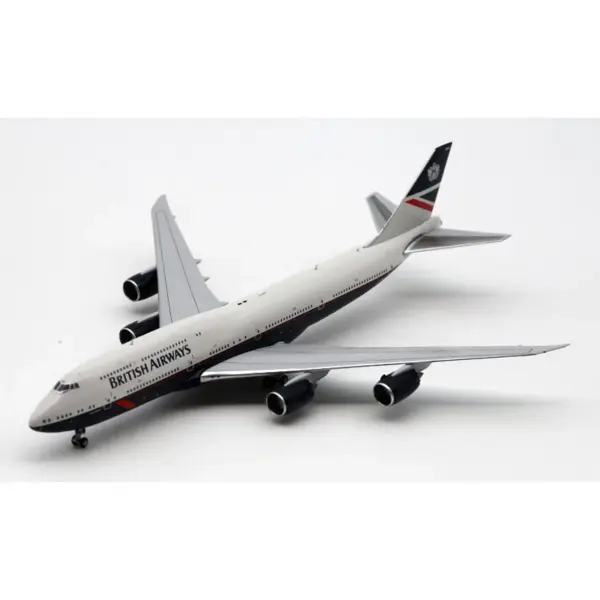 British Airways Boeing 747-8 Diecast Model G-LNBA 1:400 - Image 5