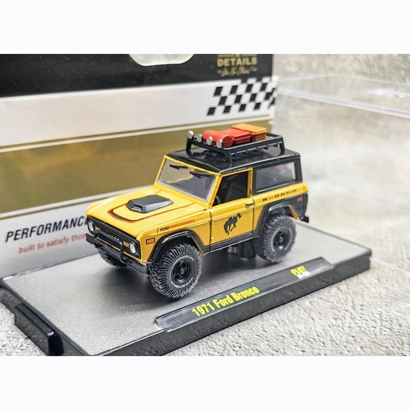 1971 Ford Bronco Diecast Model 1/64 Scale 4 1971 Ford Bronco Diecast Model 1/64 Scale - Image 4