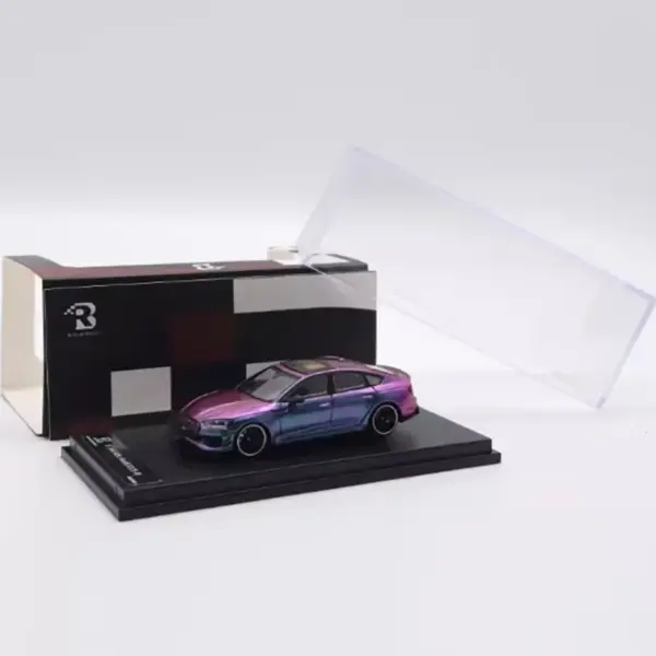 1:64 Scale Audi RS5 RS4 Alloy Car Model - Image 2