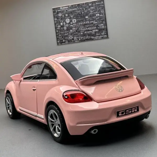 1:32 Volkswagen Beetle GSR Diecast Model Car - Image 2