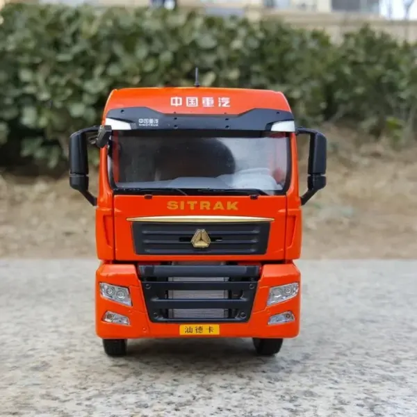 1:36 Scale SITRAK C7H MAN Tractor Trailer Model - Image 5
