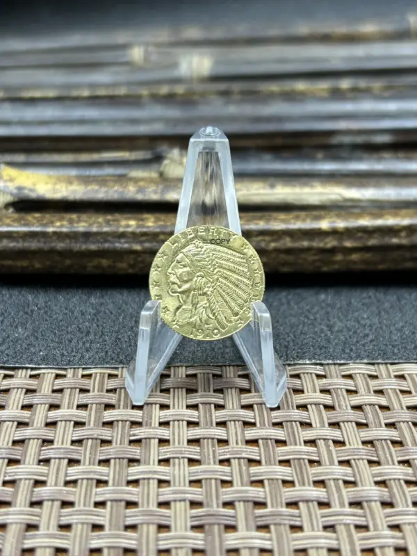 1910 Liberty Eagle Commemorative Coin Replica - Image 3