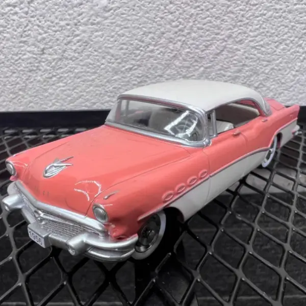 1956 Buick Roadmaster 1:43 Diecast Model Car - Image 2