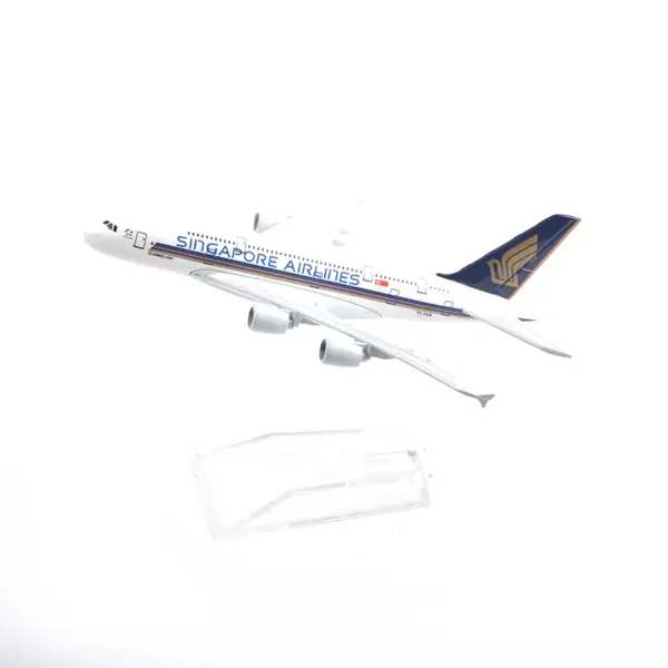 Singapore Airways A380 Model Aircraft 1:400 - Image 7
