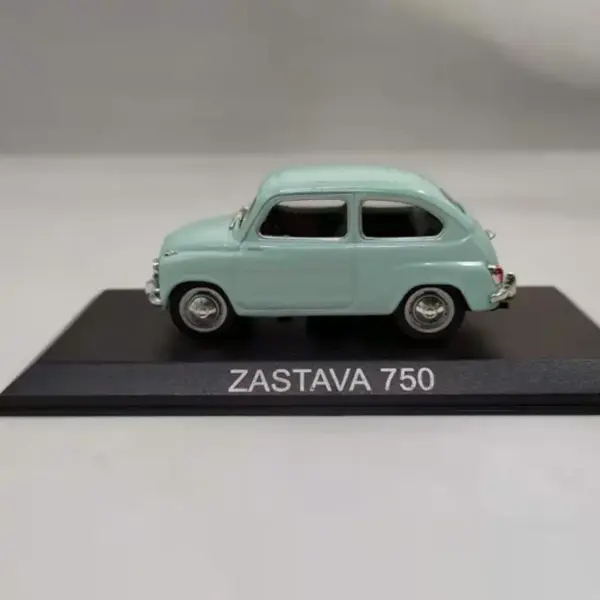 Zastava 750 Vintage Classic Car Model 1:43 - Image 2