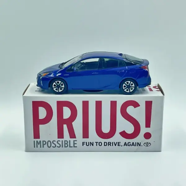 1:30 Scale Prius Diecast Car Model Replica - Image 7