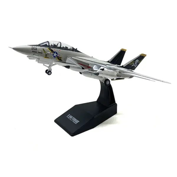 1/100 Scale USA F-14 Tomcat Diecast Model - Image 3