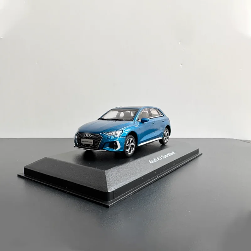 1:43 Scale Audi A3 Sportback Diecast Model 4 1:43 Scale Audi A3 Sportback Diecast Model - Image 4