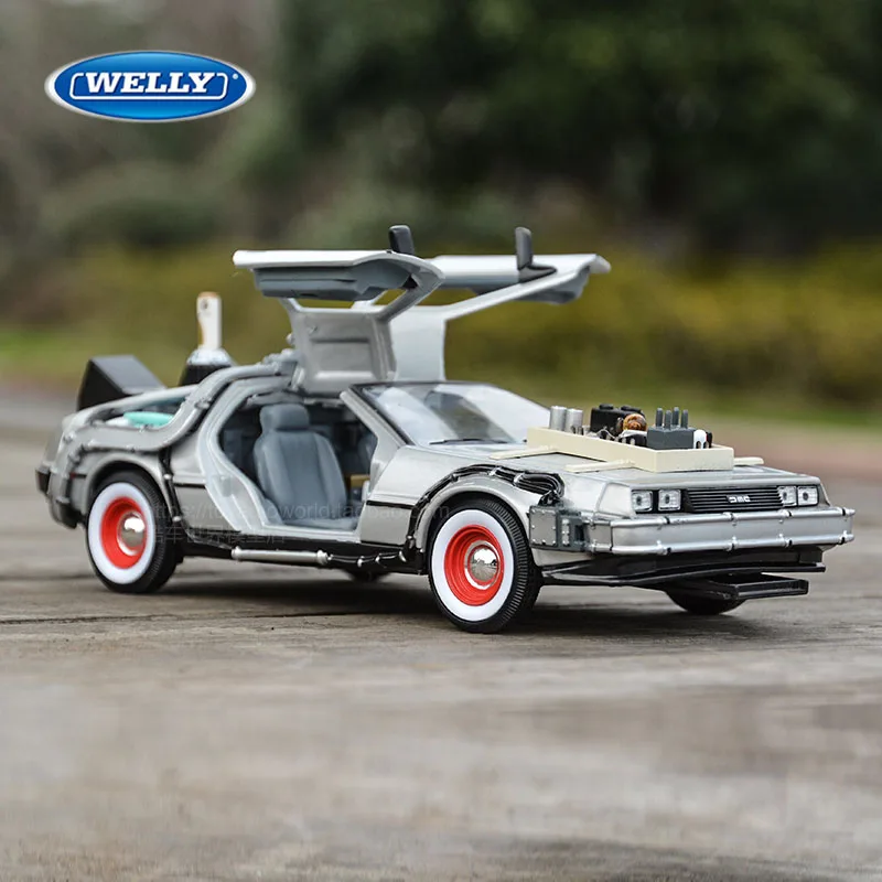 WELLY 1:24 DMC-12 Back To The Future Model 2 WELLY 1:24 DMC-12 Back To The Future Model - Image 2