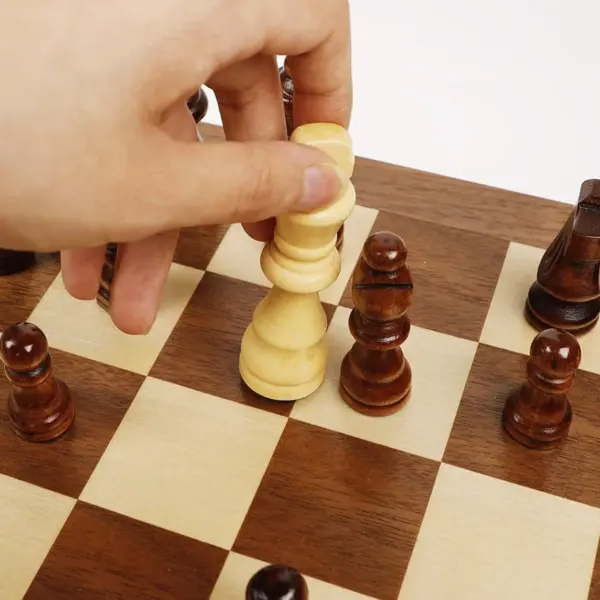 Portable Wooden 2 in 1 Chess Board Set - Image 4