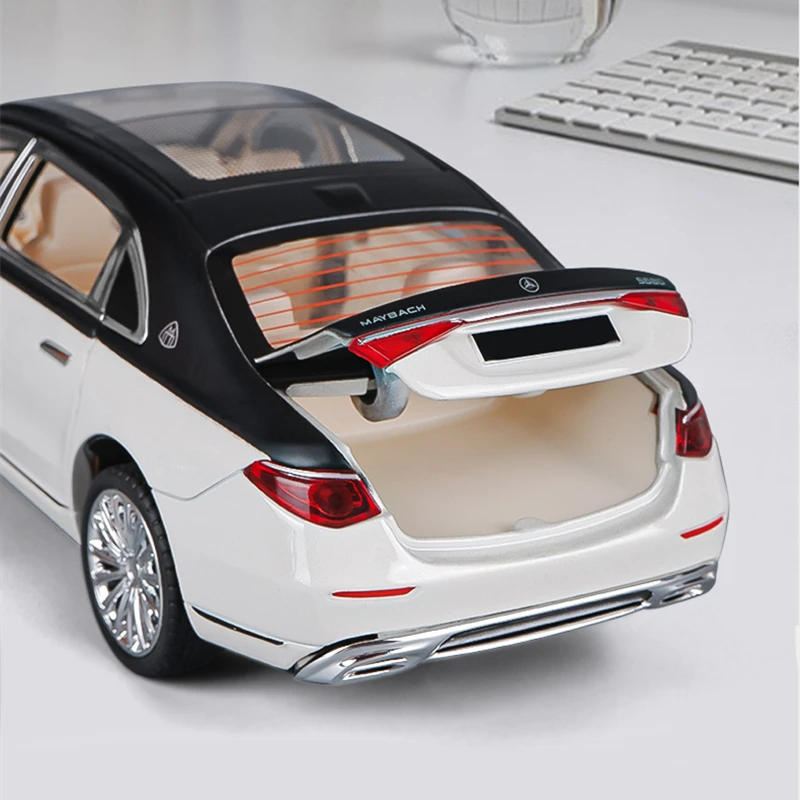 1:22 Scale Alloy Metal Benz Maybach Model 6 1:22 Scale Alloy Metal Benz Maybach Model - Image 6